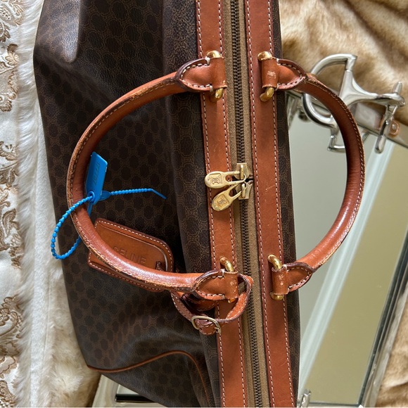 Celine Duffle Bag call out..slight rubbing on edges..Dimensions:17.5W/9inH/7inD - Picture 16 of 16